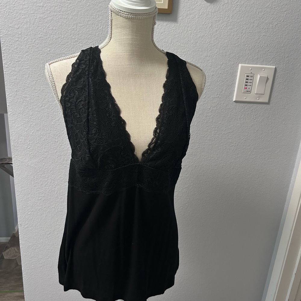 TAHARI Elegant Black Lace Top
